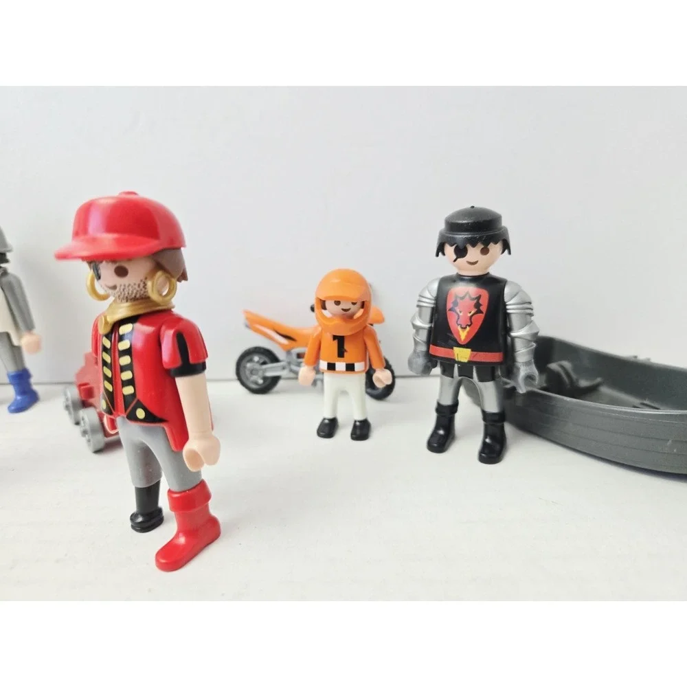 Playmobil toy lot miscellaneous people‎ pieces knight horse